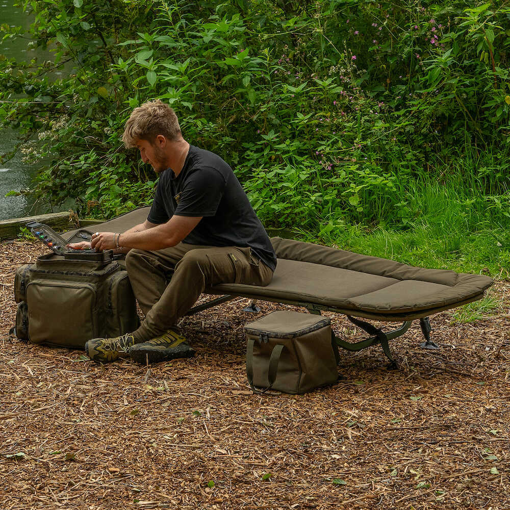 Bedchair Avid Carp X Revolve 8 pernas - Image 4