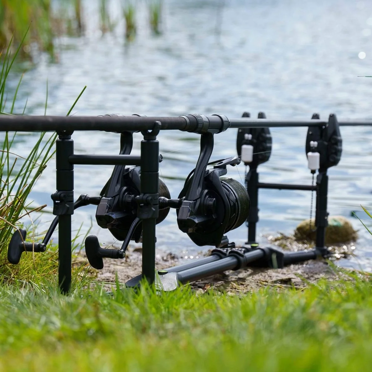 Tripé Avid Carp Revolve Super Baixa 2-3 Canas - Image 9
